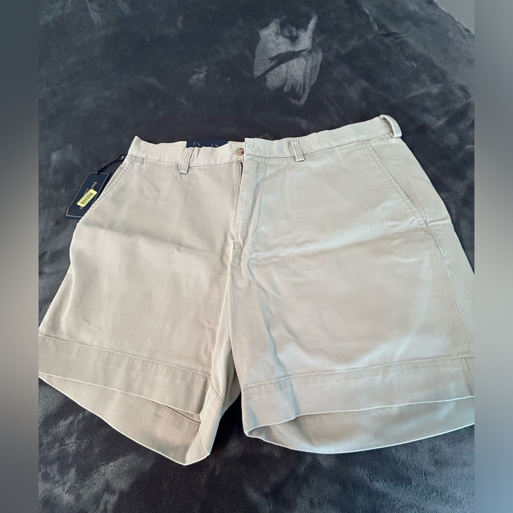 Men’s Polo by Ralph Lauren light khaki 34 shorts 6 inch